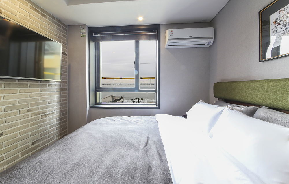 Brown Dot Hotel Gwangan Beach Busan Exterior foto